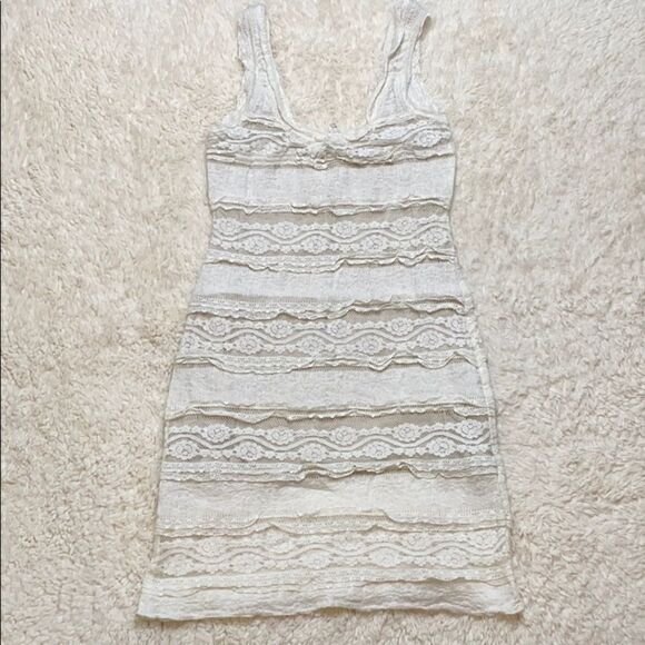 Saks 5th Ave cream lace Willow and Clay dress - Picture 1 of 10
